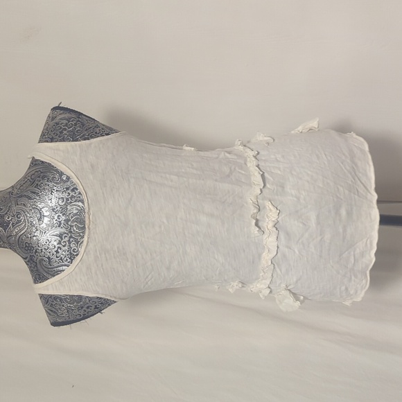 ✨50% OFF✨ J Crew asymmetrical ruffle tank top - Picture 3 of 7